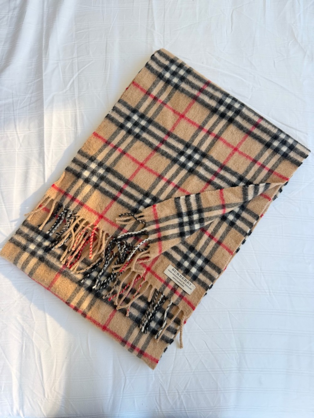Burberry Classic %100 CashmereBeige Plaid Fringe Scarf - Women Accessories